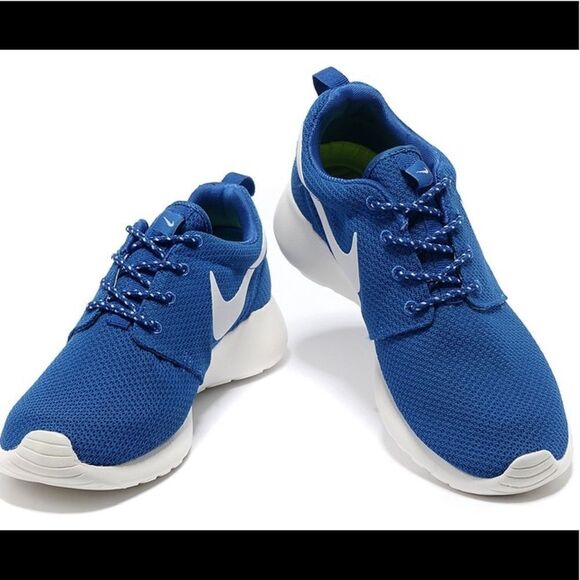✨3xHhP✨Nike Roshe Run Womens✨ - Picture 3 of 8
